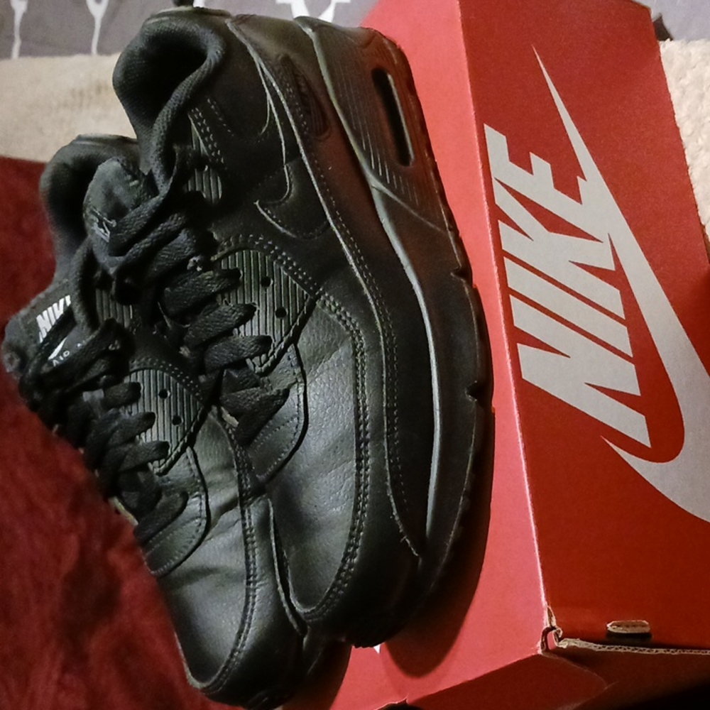 Nike shoes